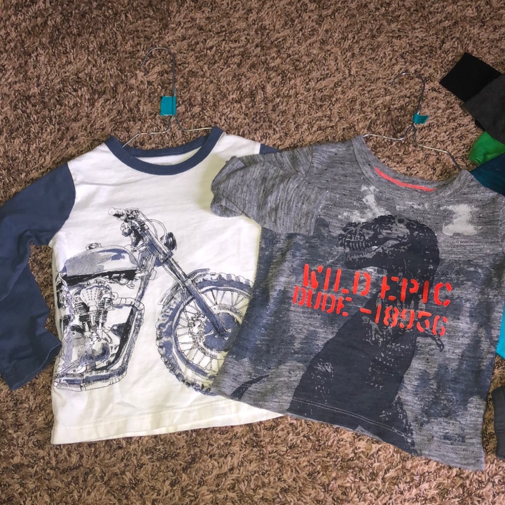 2 2t Oshkosh Long Sleeve Shirts